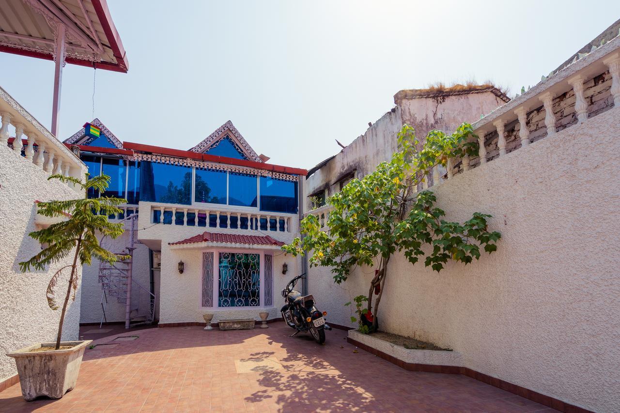 Oyo 13752 Vintage Villa Near Shikhar Fall Dehradun Exterior foto